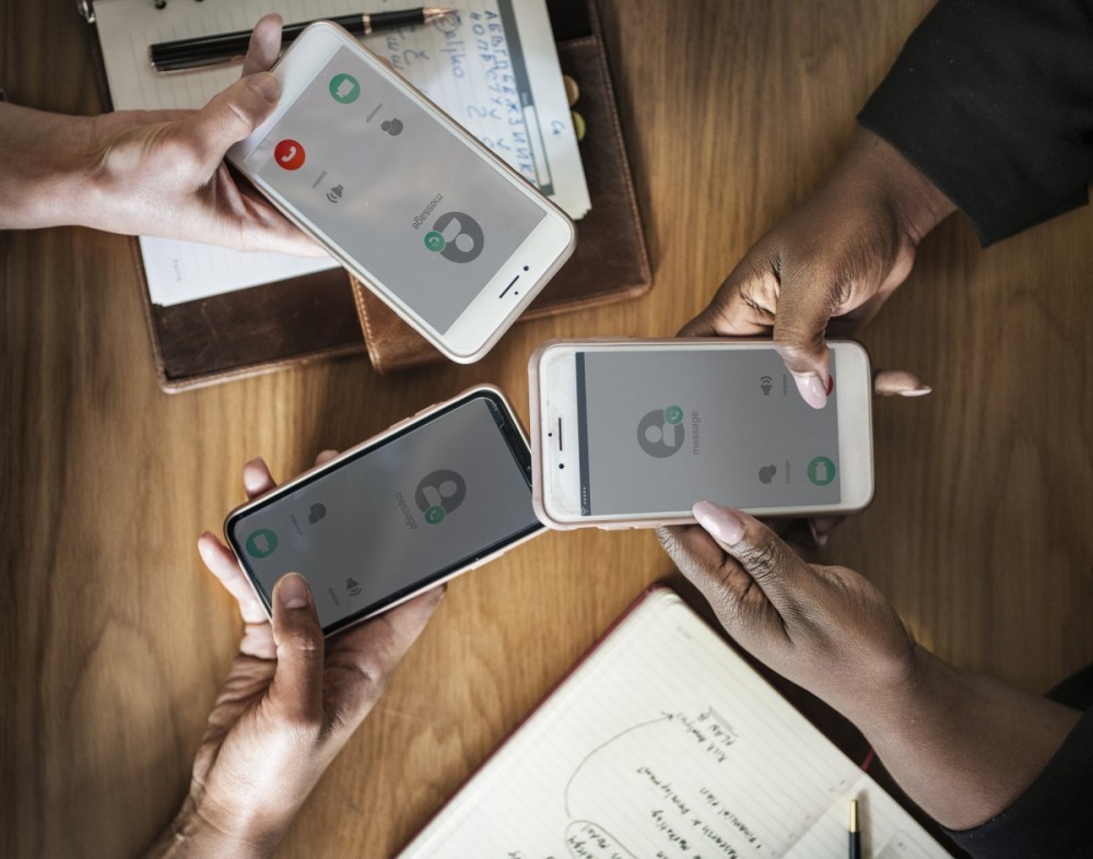 Jak przenieść kontakty na nowy telefon?